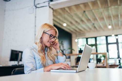 HR leader evaluating different communication tools