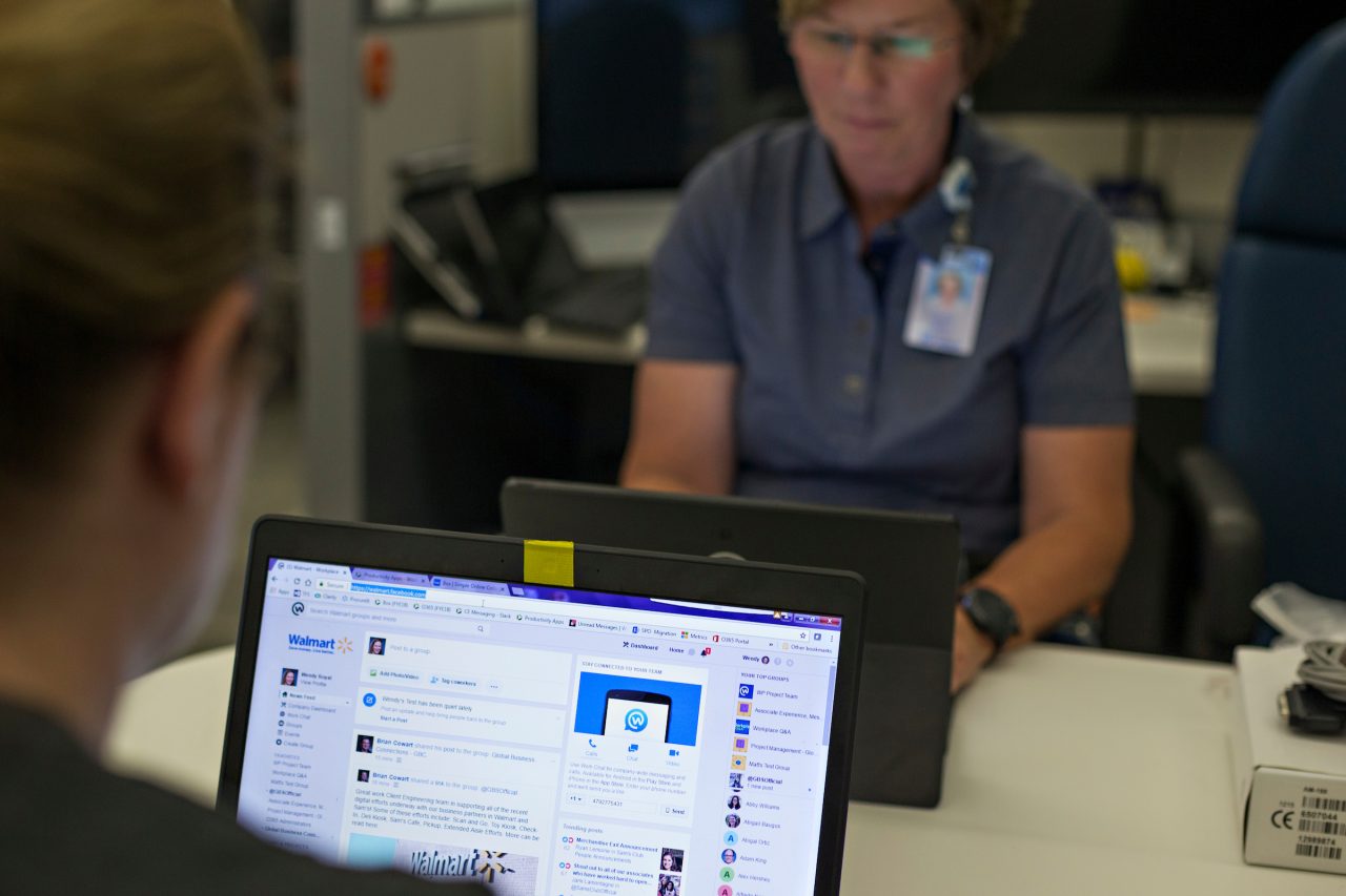 Walmart employees using workplace from meta