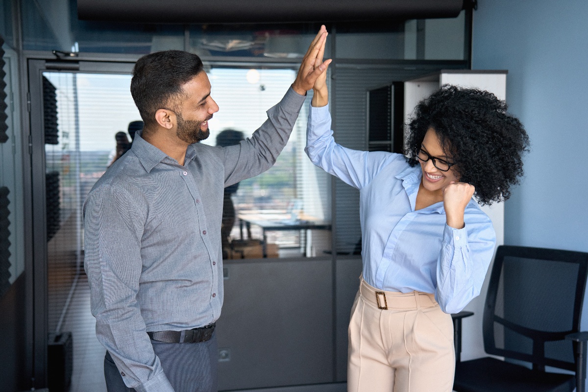 build a positive corporate culture 