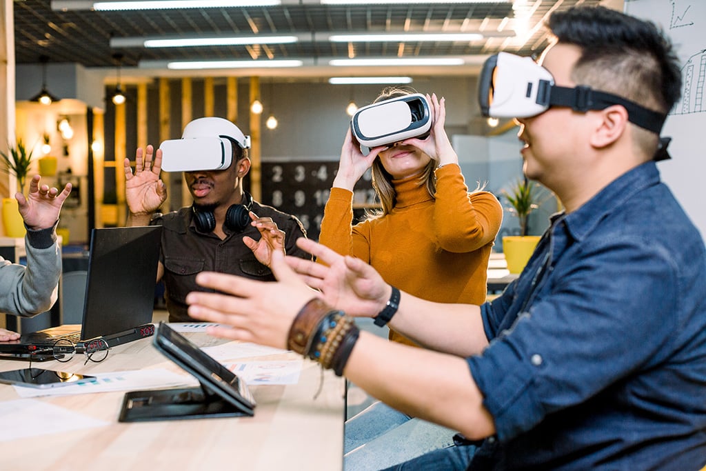 people working inside the metaverse 
